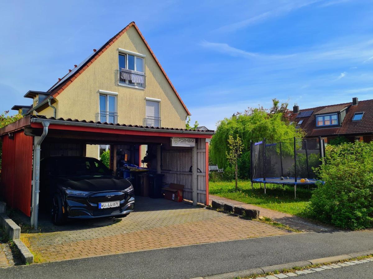 Lichtdurchflutetes Zimmer - Mainwiesen Apartamento Waldbuttelbrunn Exterior foto