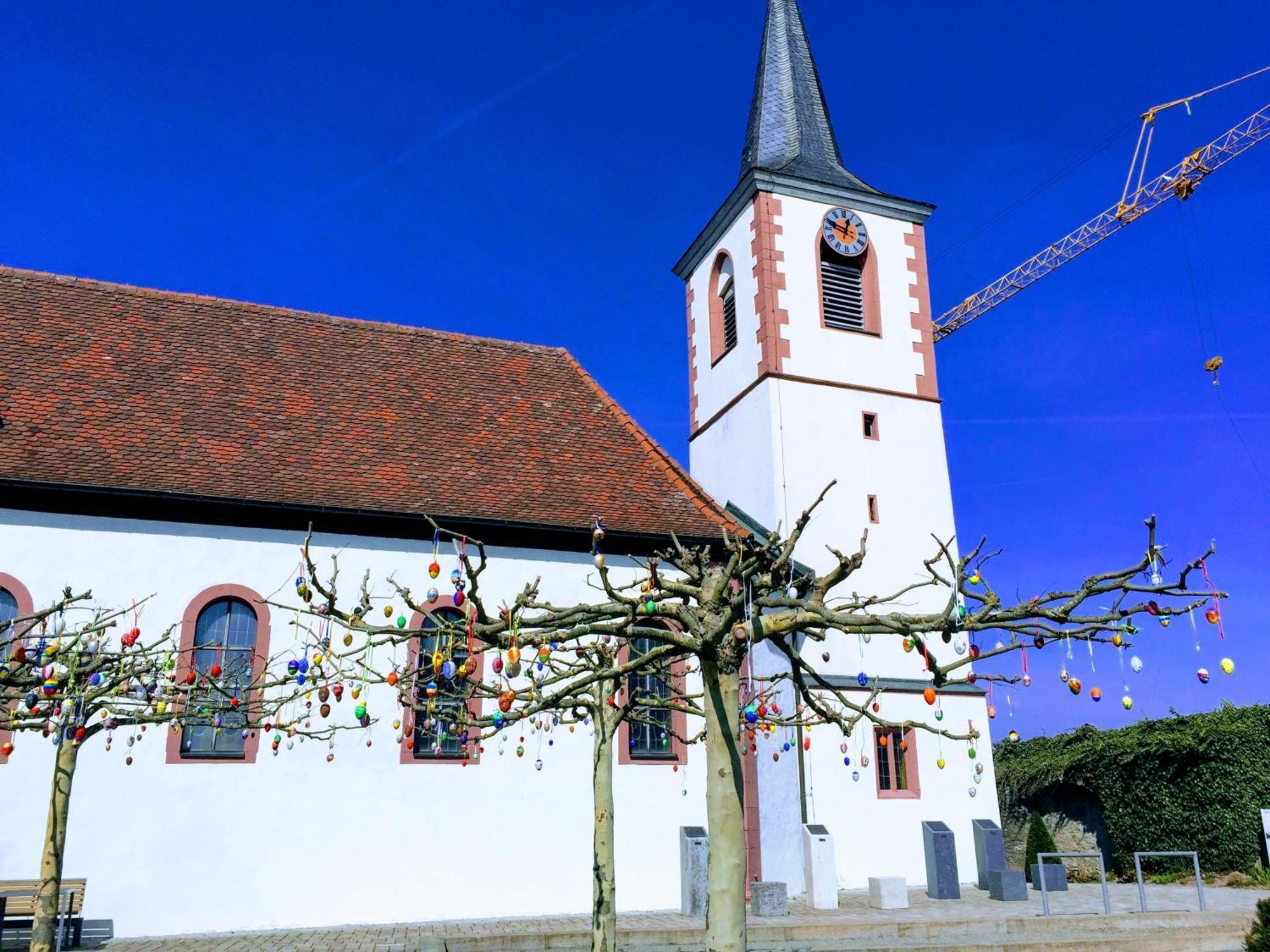 Lichtdurchflutetes Zimmer - Mainwiesen Apartamento Waldbuttelbrunn Exterior foto